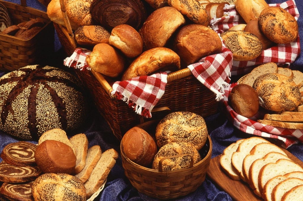 breads-387544_1280.jpg